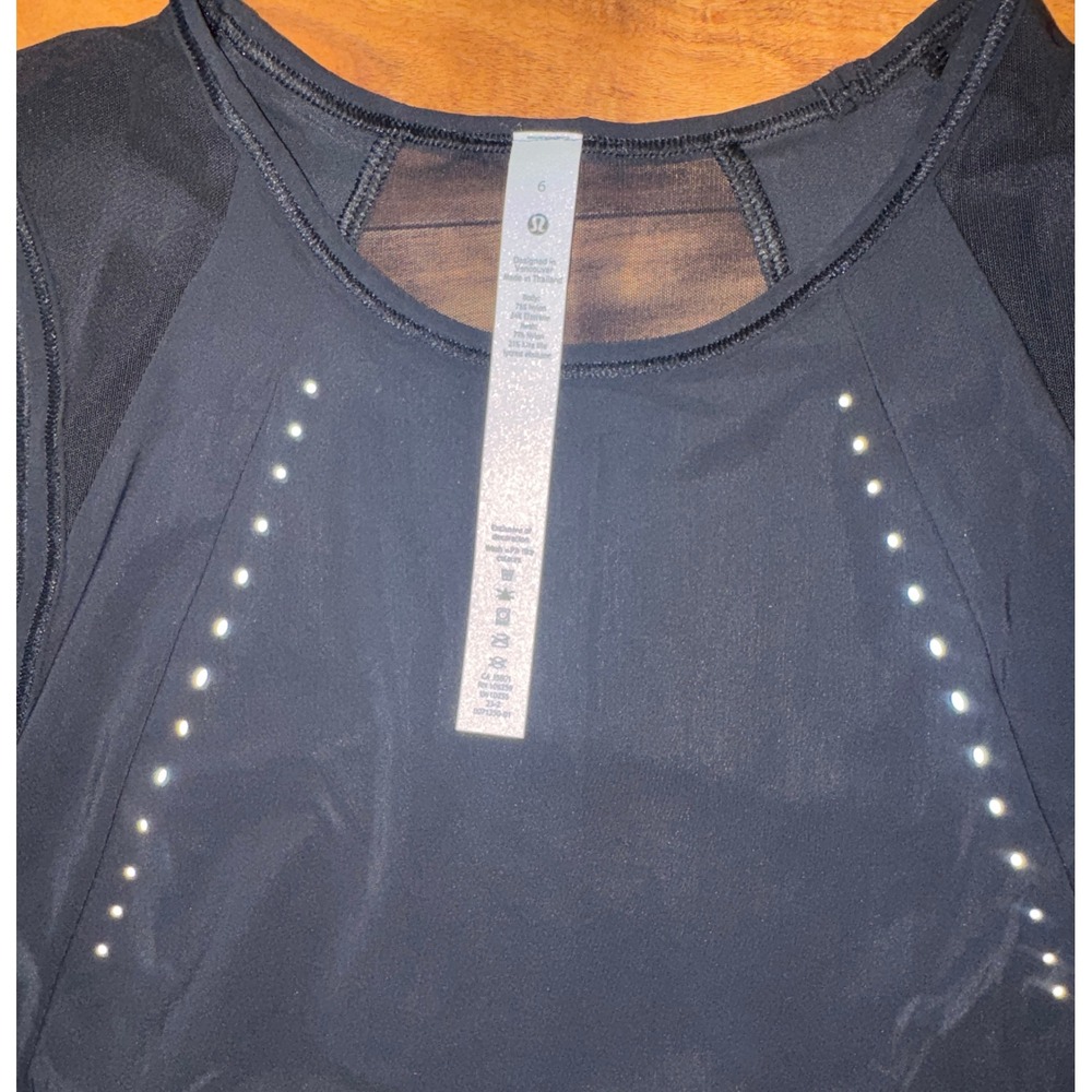 Lululemon Sculpt Cropped Tank Black Mesh Reflective Size 6 NWT - Picture 3 of 5